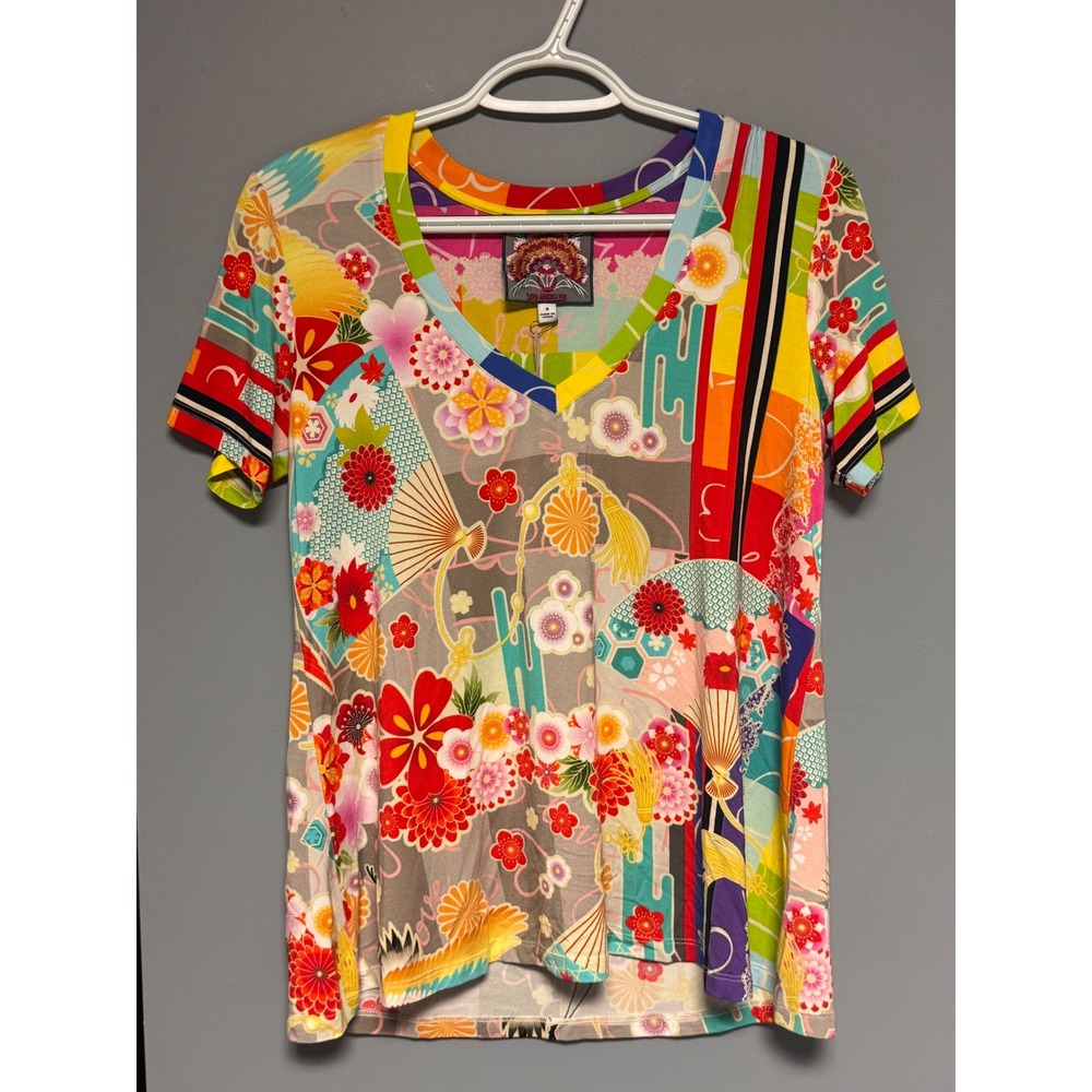 Johnny Was Fuji Favorite Swing Tee V-Neck Bamboo Viscose Floral Crane Small NWT